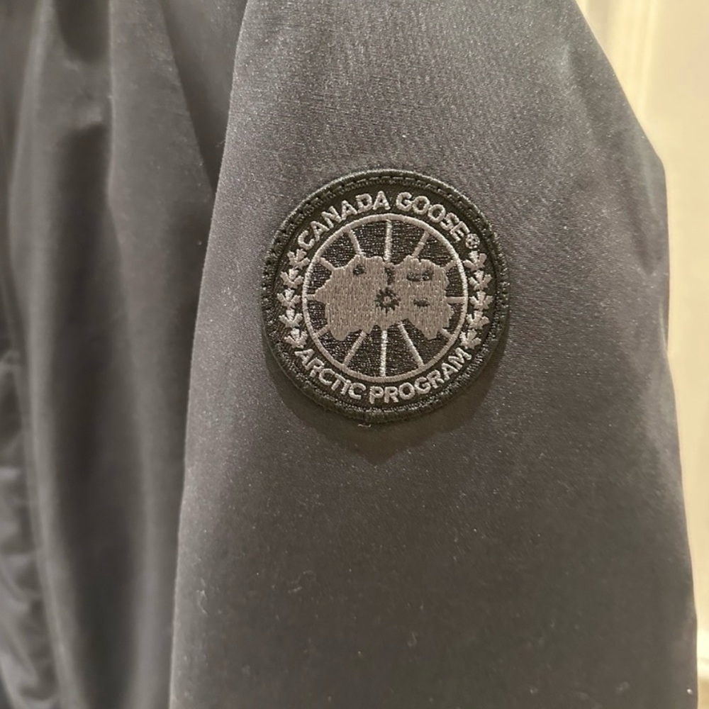 Canada Goose Black Label Parka - Picture 2 of 16